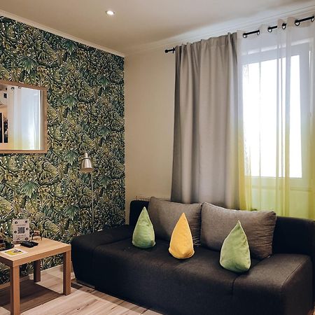 Neuwertiges Apartment Mit Kostenlose Privatparkplatz Auch Fuer Transporter Geeignet R1 Freiberg am Neckar Luaran gambar