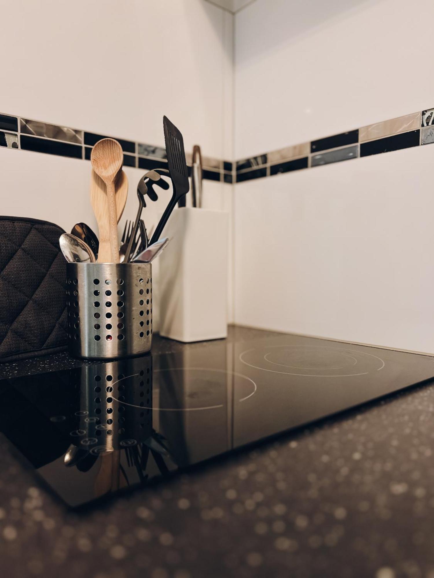 Neuwertiges Apartment Mit Kostenlose Privatparkplatz Auch Fuer Transporter Geeignet R1 Freiberg am Neckar Luaran gambar